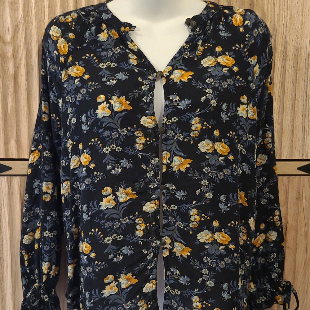 American Eagle Blouse - XS Navy Blue Floral - Picture 3 of 13